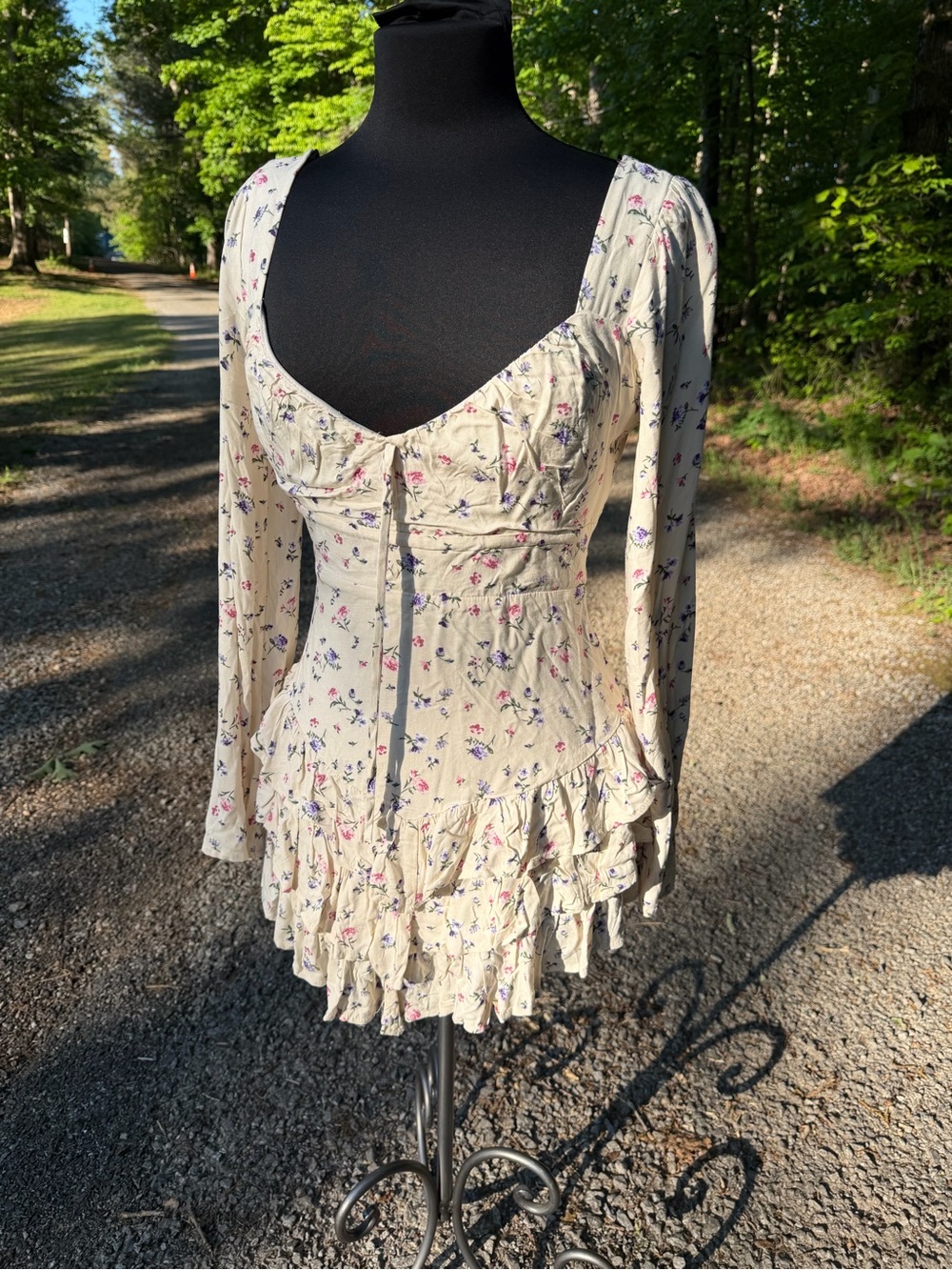 Francesca's Collections Cream Floral Ruffle Long-Sleeve Mini Dress